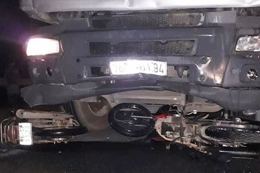 Xe tải lao vào đám đông, 1 người chết, 5 người trọng thương