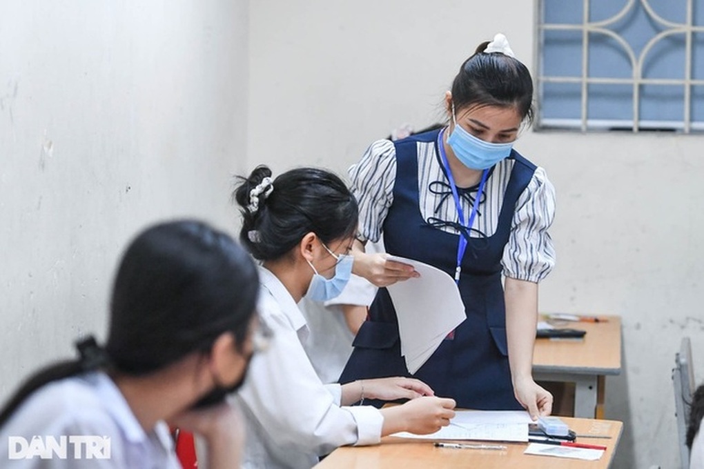 Hà Nội: 97 trường tăng điểm chuẩn lớp 10, cao nhất tới 7 điểm - 1 Hà Nội: 97 trường tăng điểm chuẩn lớp 10, cao nhất tới 7 điểm - 1