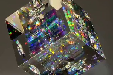 Quá trình tạo khối thủy tinh có hiệu ứng ánh sáng tuyệt đẹp