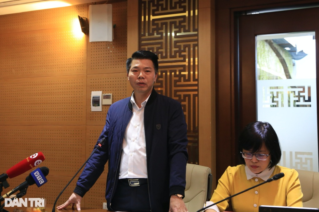 Chưa chốt việc giám sát tình trạng vỉa hè Hà Nội chết yểu - 1 Chưa chốt việc giám sát tình trạng vỉa hè Hà Nội chết yểu - 1