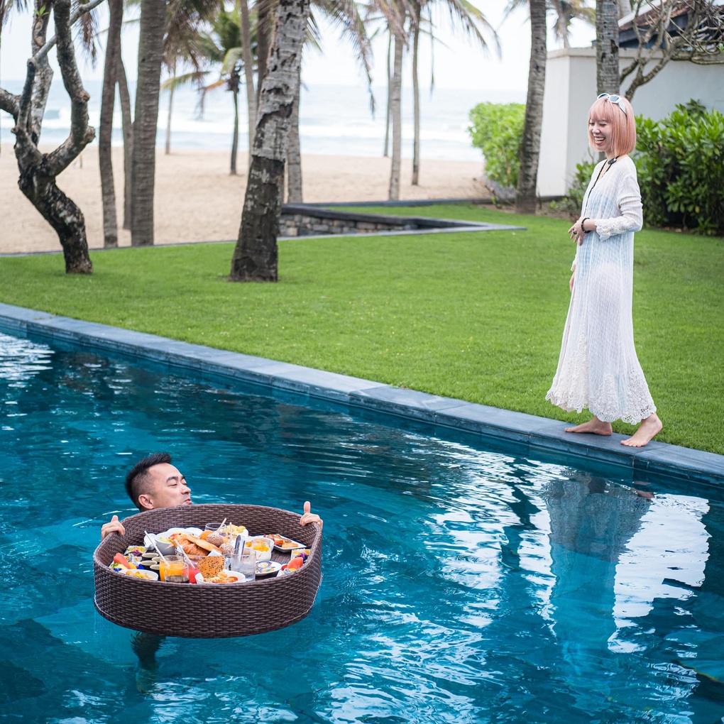 Vợ kêu chán, chồng chi 200 triệu đưa đi du lịch ba ngày ở Hội An - 4 Vợ kêu chán, chồng chi 200 triệu đưa đi du lịch ba ngày ở Hội An - 4