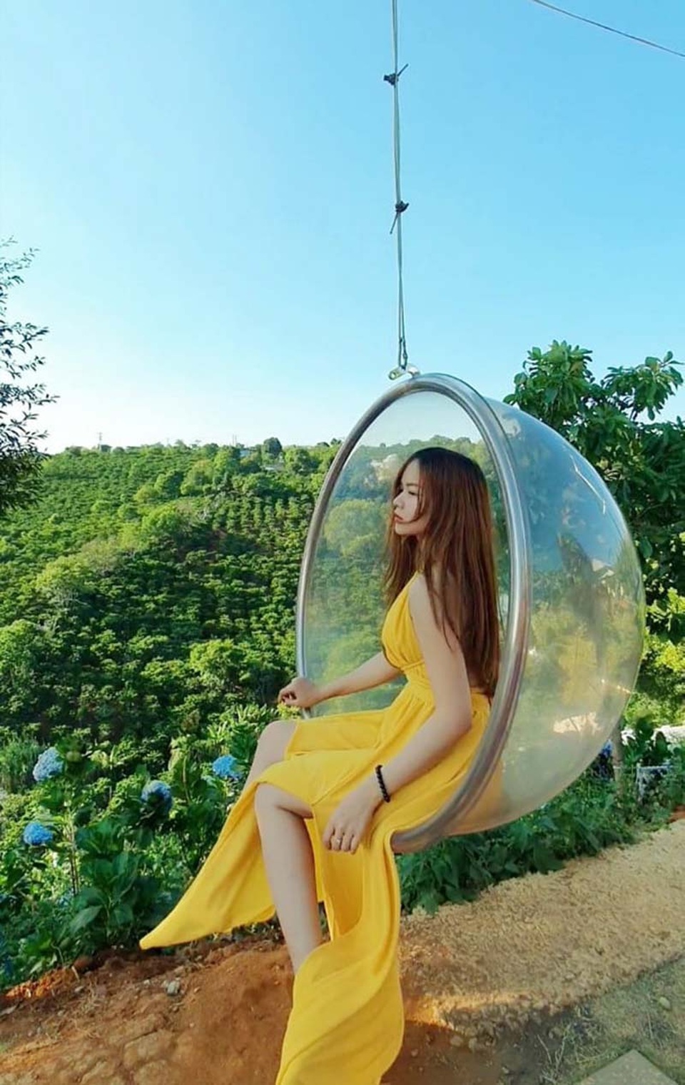 Nữ sinh xứ Huế gây chú ý với bộ ảnh “ngủ sấp mặt khắp Đà Lạt - 7