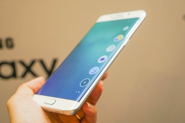 Đánh giá Samsung Galaxy S6 edge+