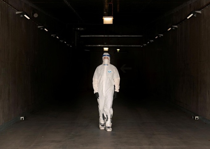 Cập nhật dịch COVID-19: Thêm 2 quốc gia có ca mắc bệnh, Anh đã qua thời kỳ đỉnh cao của dịch - Ảnh 4. Cập nhật dịch COVID-19: Thêm 2 quốc gia có ca mắc bệnh, Anh đã qua thời kỳ đỉnh cao của dịch - Ảnh 4.