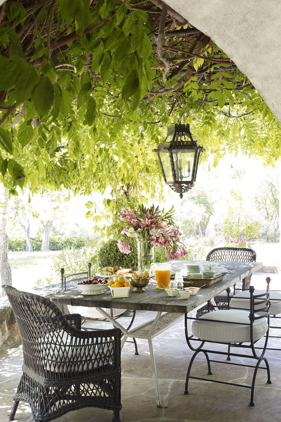 “Không nỡ rời mắt” với những mái hiên nhà đẹp lãng mạn, ngập cây xanh - 5