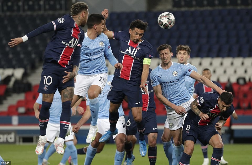 Màn lội ngược dòng ấn tượng của Man City trước PSG - 2 Màn lội ngược dòng ấn tượng của Man City trước PSG - 2