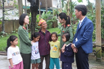 Khởi công công trình nhân ái tặng người phụ nữ mơ nền nhà cao chống lụt