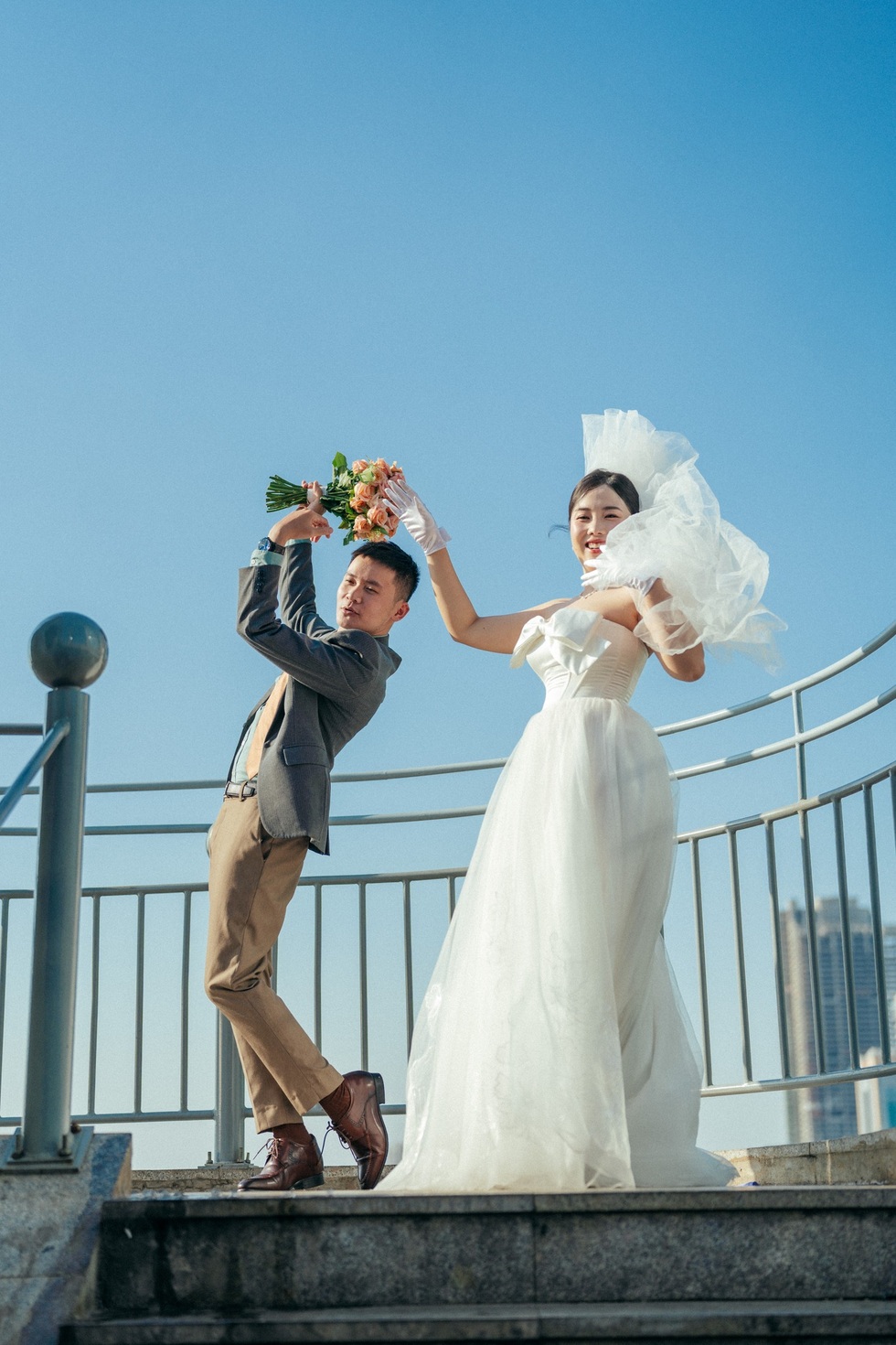 Chuyện tình gây sốt ở TPHCM: Nàng có tất cả, chàng ở nhà thuê 3 triệu/tháng - 5 Chuyện tình gây sốt ở TPHCM: Nàng có tất cả, chàng ở nhà thuê 3 triệu/tháng - 5