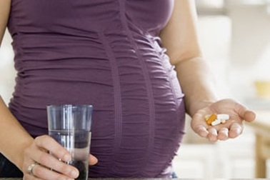 Thai phụ có thể uống kháng sinh