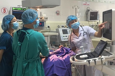 Cứu sống trẻ 4 ngày tuổi bị dị tật tim bẩm sinh cực hiếm gặp