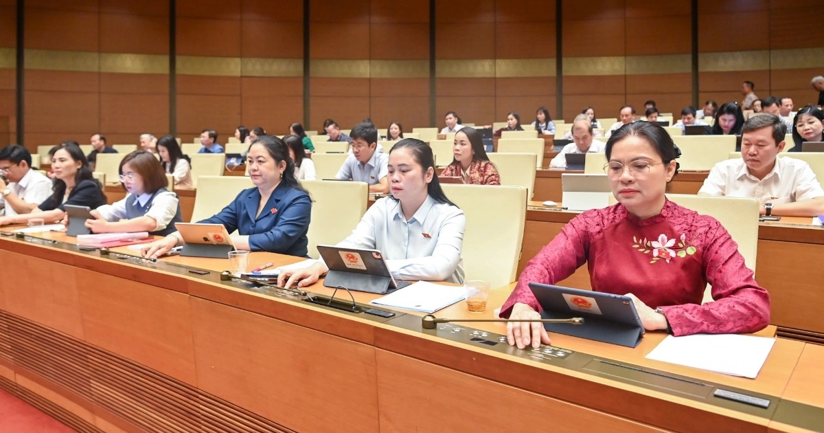 Người Nổi Tiếng 'Vất Vả' Hơn Với Luật Quảng Cáo Mới: Siết Chặt Trách Nhiệm, Phạt Ngang Ngửa Doanh Nghiệp!