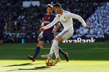 C.Ronaldo: Từ đỉnh cao xuống vực thẳm
