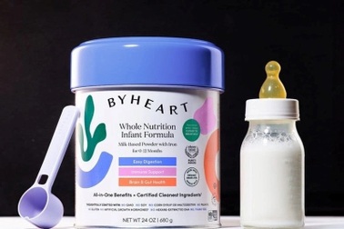 Sữa công thức làm trẻ sơ sinh ngộ độc botulinum: TPHCM kiểm tra thế nào?