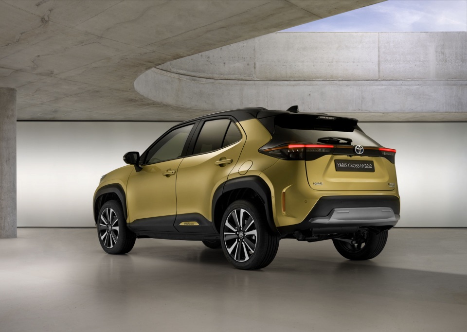 Toyota Yaris Cross Adventure 2021 chào sân, phân khúc miniSUV thêm sôi động - 19 Toyota Yaris Cross Adventure 2021 chào sân, phân khúc miniSUV thêm sôi động - 19