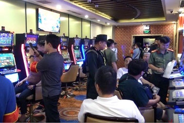 Đề nghị kỷ luật cán bộ thi hành án Hà Nội đánh bạc ở khách sạn Pullman