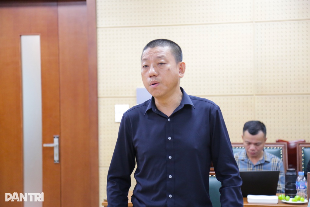 Cục trưởng CSGT nói về việc xe to phải đền xe bé khi xảy ra tai nạn - 2 Cục trưởng CSGT nói về việc xe to phải đền xe bé khi xảy ra tai nạn - 2
