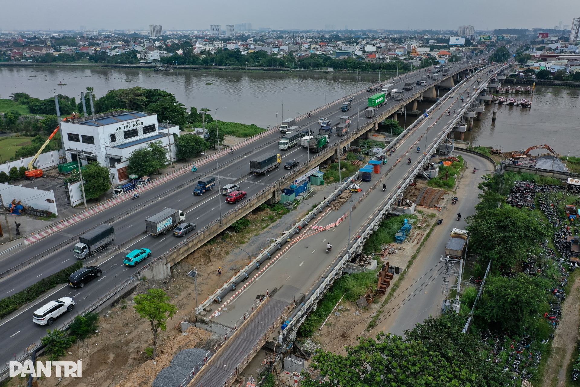 Thần đèn đã hoàn thành nâng cầu Bình Phước 1 ở TPHCM thêm 1,25m - 10