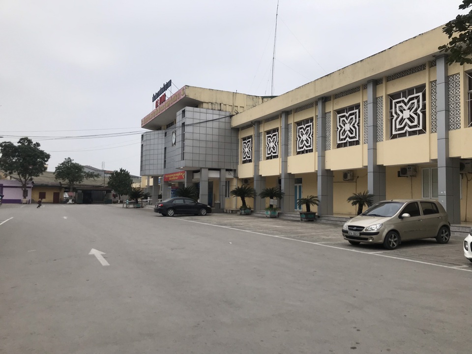 Sợ Covid-19, hàng nghìn khách trả vé tàu, ga Vinh vắng hoe giữa ngày Tết - 4 Sợ Covid-19, hàng nghìn khách trả vé tàu, ga Vinh vắng hoe giữa ngày Tết - 4