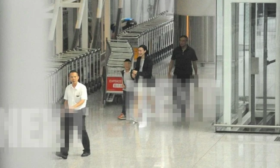 Lương Lạc Thi: Mỹ nhân sinh con cho tỷ phú mà không danh phận giờ ra sao? - 7