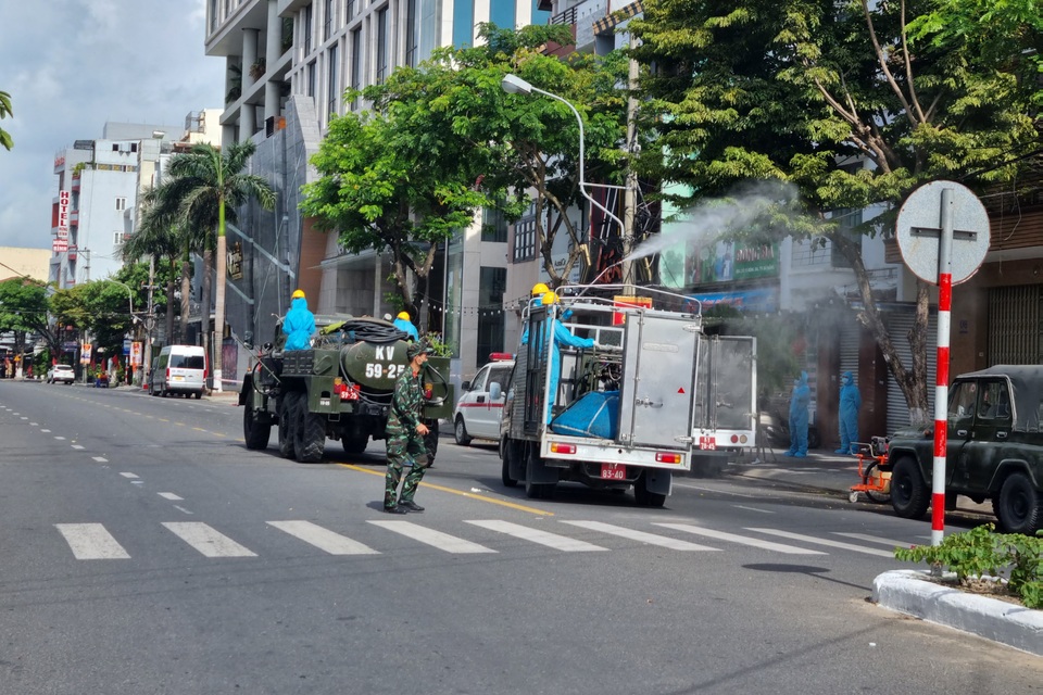 Thêm 17 ca dương tính SARS-CoV-2, Đà Nẵng có số ca kỷ lục trong ngày - 2 Thêm 17 ca dương tính SARS-CoV-2, Đà Nẵng có số ca kỷ lục trong ngày - 2