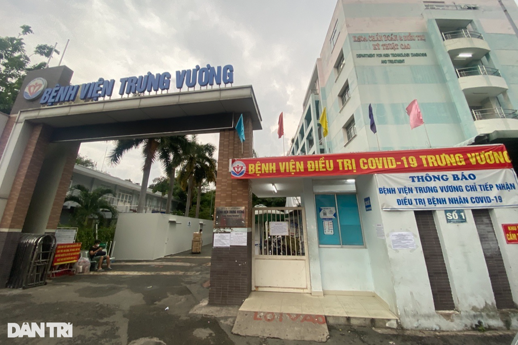 Vì sao 138 nhân viên y tế bệnh viện hạng 1 ở TPHCM nghỉ việc? - 1 Vì sao 138 nhân viên y tế bệnh viện hạng 1 ở TPHCM nghỉ việc? - 1