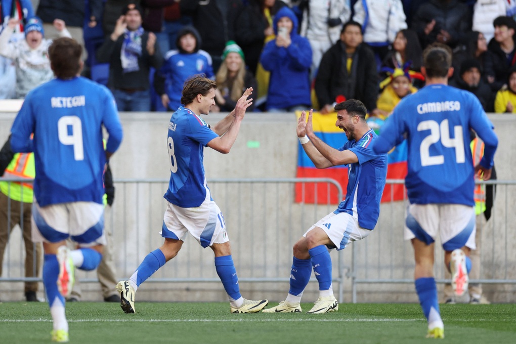 Italy đánh bại Ecuador đầy thuyết phục - 2