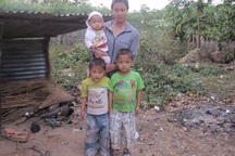 Ba đứa trẻ bất hạnh cùng mang bệnh hiểm nghèo