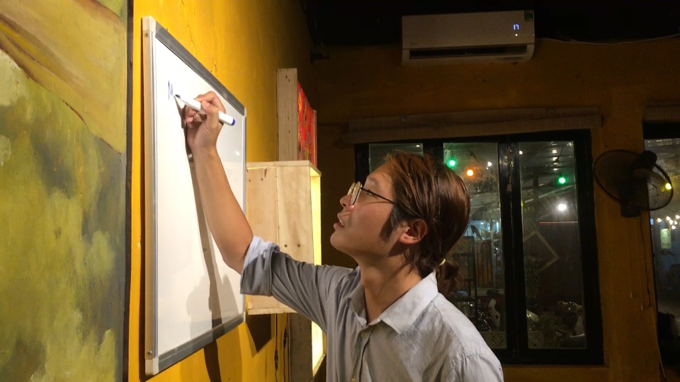 Cựu giảng viên trẻ mở lớp dạy tiếng Anh miễn phí - 6