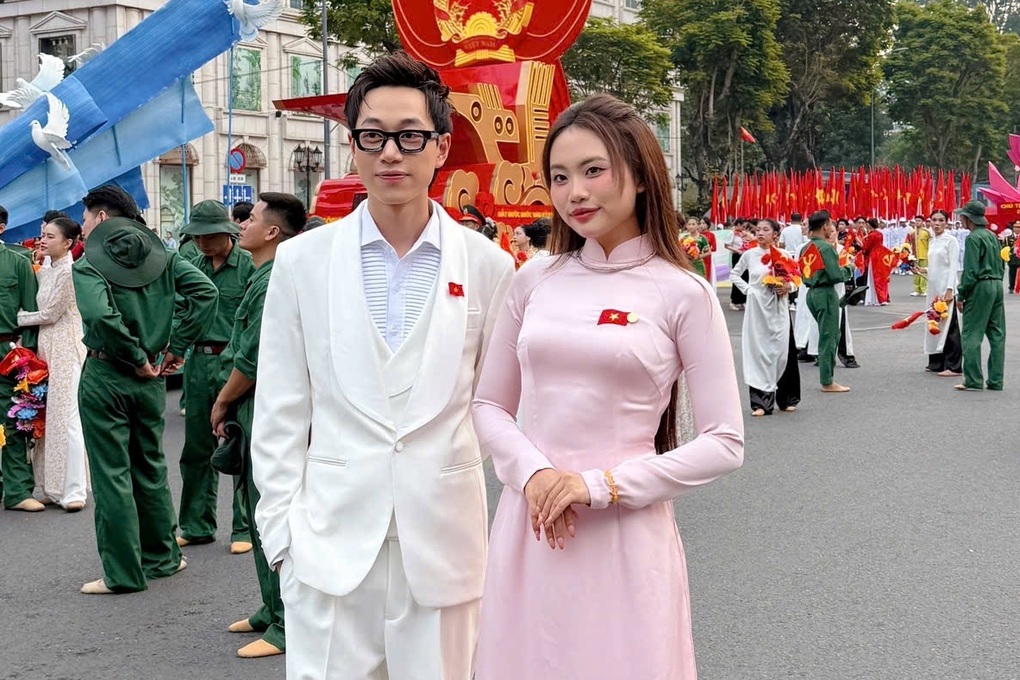 Phương Mỹ Chi nói về tiết mục ở đại lễ: Đó là ký ức không thể quên - 1 Phương Mỹ Chi nói về tiết mục ở đại lễ: Đó là ký ức không thể quên - 1