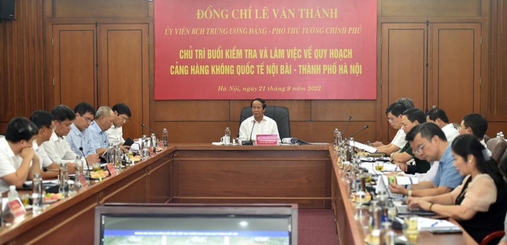 Sân bay Nội Bài phải được đầu tư quy mô lớn, xứng tầm Thủ đô - 3 Sân bay Nội Bài phải được đầu tư quy mô lớn, xứng tầm Thủ đô - 3