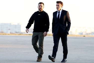 Tổng thống Ukraine: Ý tưởng đàm phán với Nga chỉ lãng phí thời gian