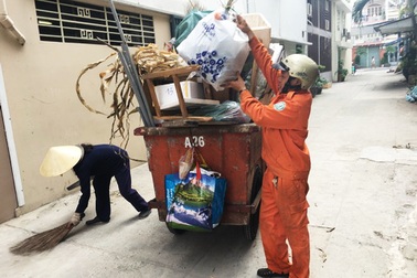 Ngày mồng một Tết của những người 'quên' giao thừa