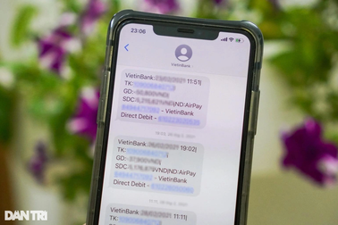 Ngân hàng tăng phí dịch vụ SMS, khách có thể phải trả 70.000 đồng mỗi tháng