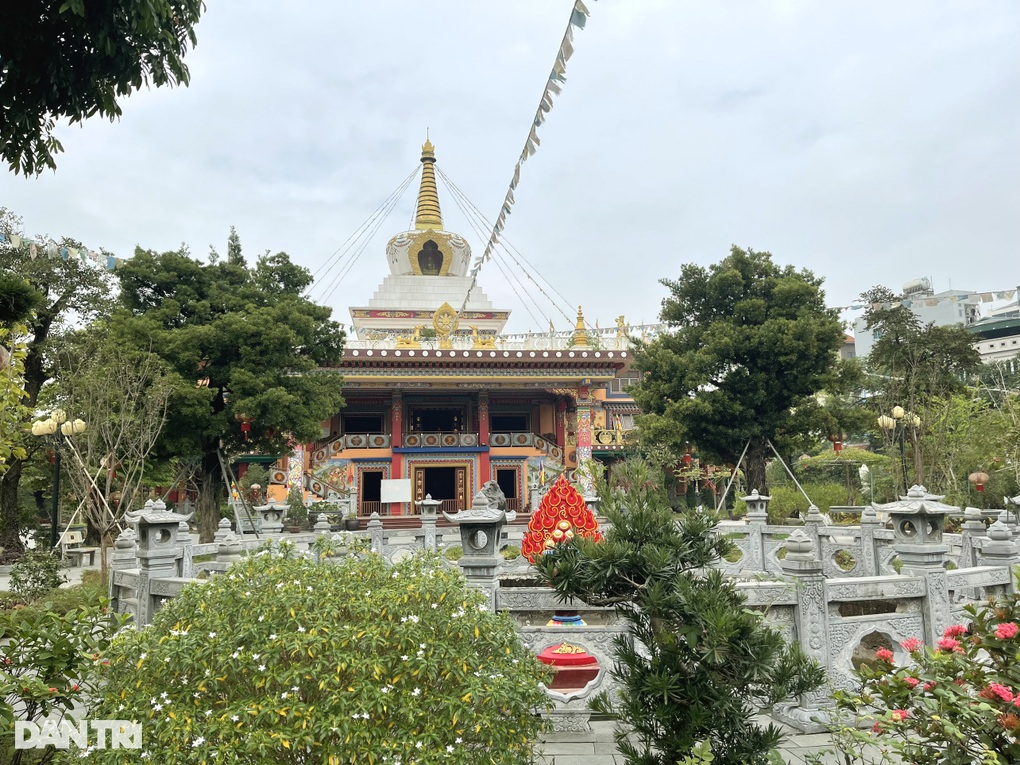 Chiêm ngưỡng ngôi chùa với kiến trúc Tây Tạng độc đáo tại Hà Nội - 3 Chiêm ngưỡng ngôi chùa với kiến trúc Tây Tạng độc đáo tại Hà Nội - 3