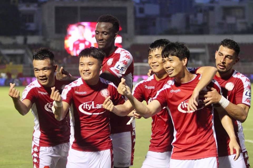 Giải mã phong độ ấn tượng của Công Phượng trong màu áo CLB TPHCM - 2 Giải mã phong độ ấn tượng của Công Phượng trong màu áo CLB TPHCM - 2
