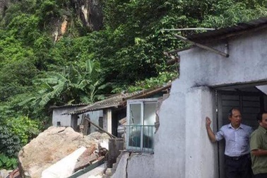 Vụ đá rơi đè chết người: Nghi do doanh nghiệp nổ mìn khai thác đá