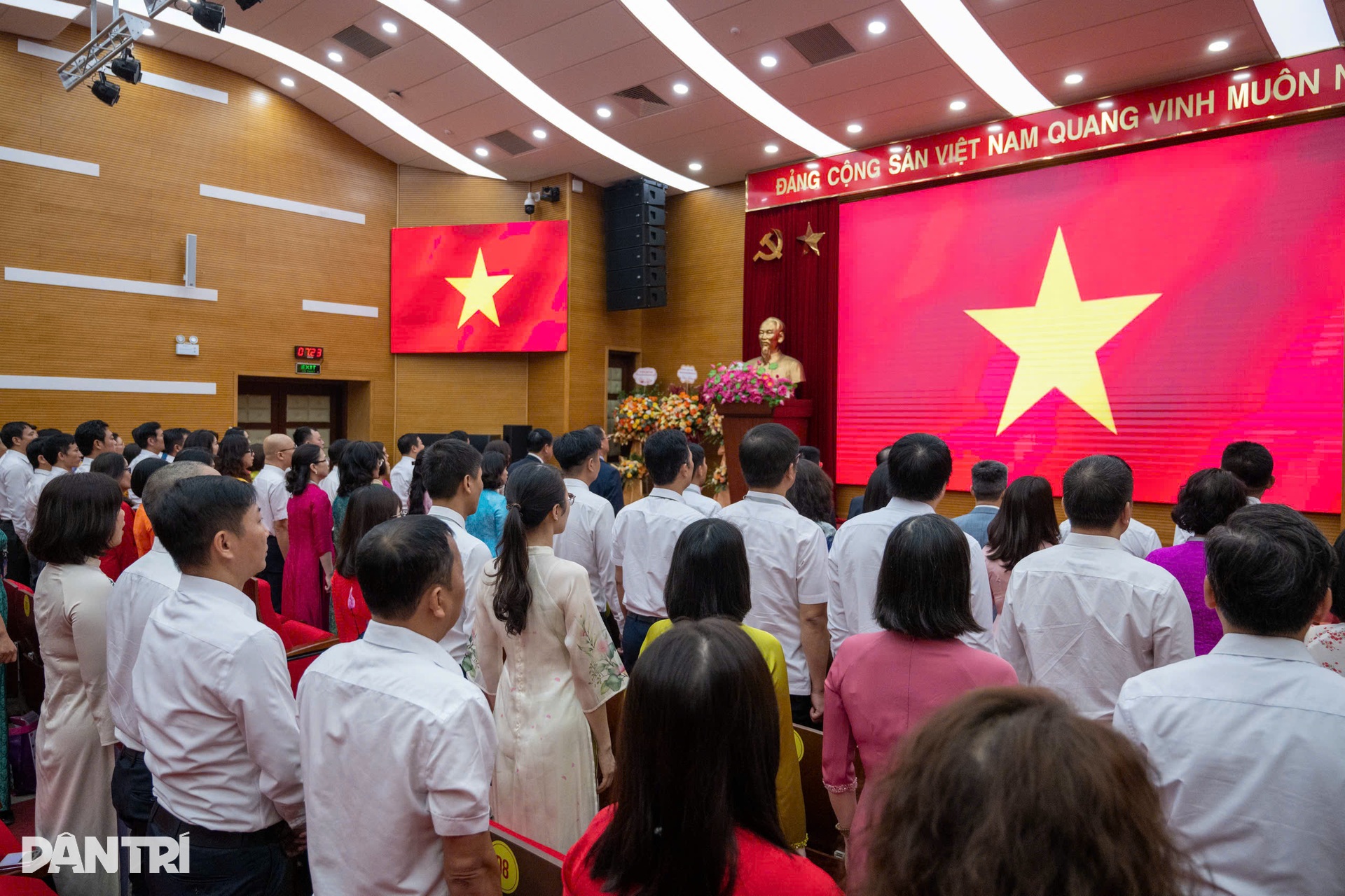 Một ngày mới - 11 Một ngày mới - 11