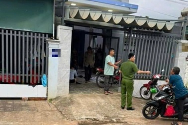 Dẫn khách đi mua nhà, người môi giới tá hỏa thấy chủ nhà tử vong