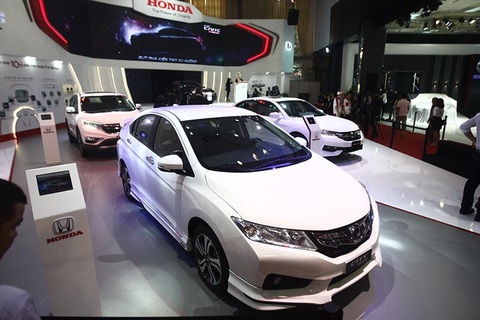 Khai mạc Vietnam Motor Show 2016: Cuộc chơi của xe bình dân