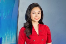 BTV Khánh Ly làm host chương trình "Phố tài chính" VTV