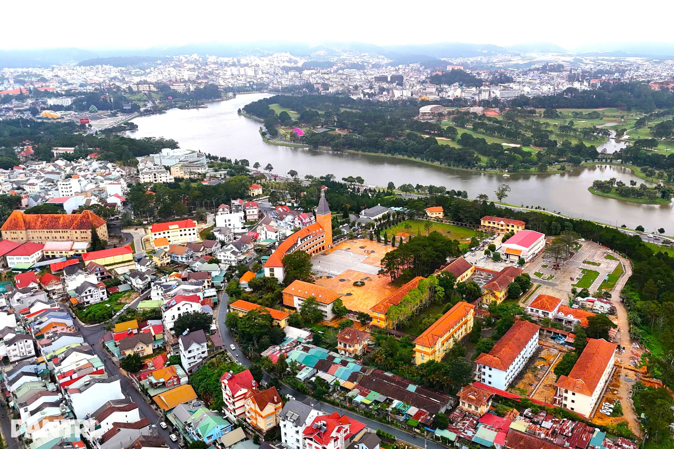 Ngắm Trường Cao đẳng Sư phạm Đà Lạt, công trình độc đáo của thế kỷ XX - 2
