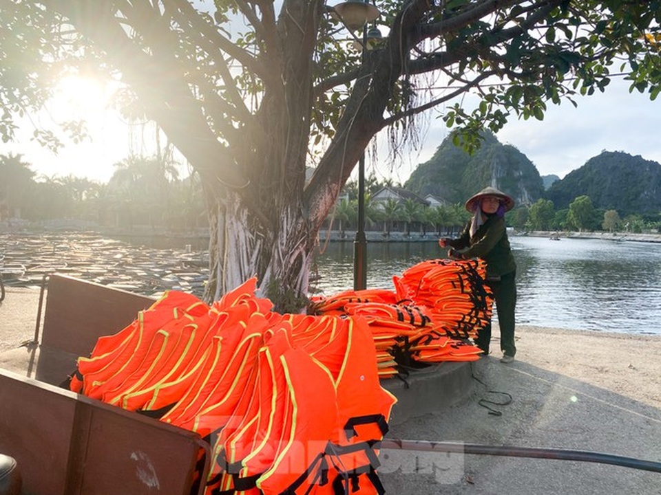 Nữ lái đò Tam Cốc, Bích Động thất nghiệp vì dịch COVID-19 - 18