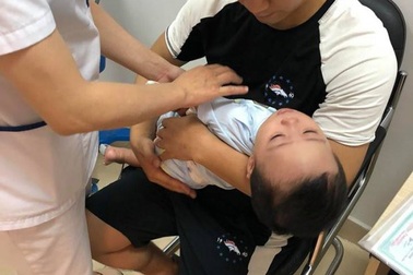 Hotgirl Bella cùng con trai được đưa vào bệnh viện tâm thần tỉnh Hải Dương