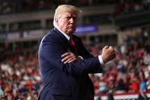 Thế khó của Tổng thống Trump trong "ra đòn" với Trung Quốc