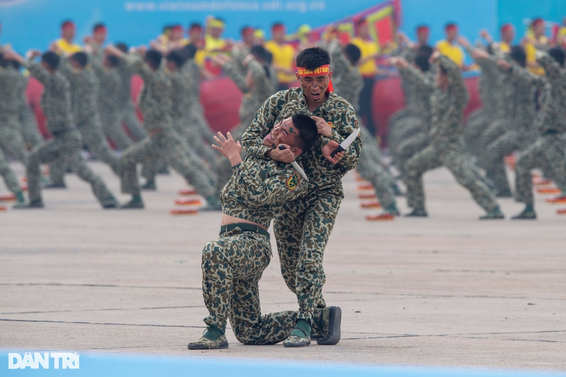 Hoành tráng lễ Tổng duyệt Triển lãm Quốc phòng quốc tế Việt Nam 2024 - 11 Hoành tráng lễ Tổng duyệt Triển lãm Quốc phòng quốc tế Việt Nam 2024 - 11