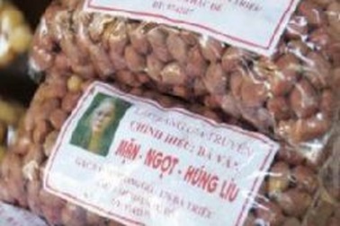 Kiếm tiền triệu mỗi ngày nhờ… lạc rang