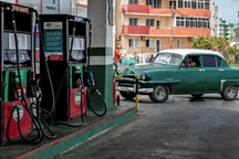 Cuba tăng giá xăng 500%