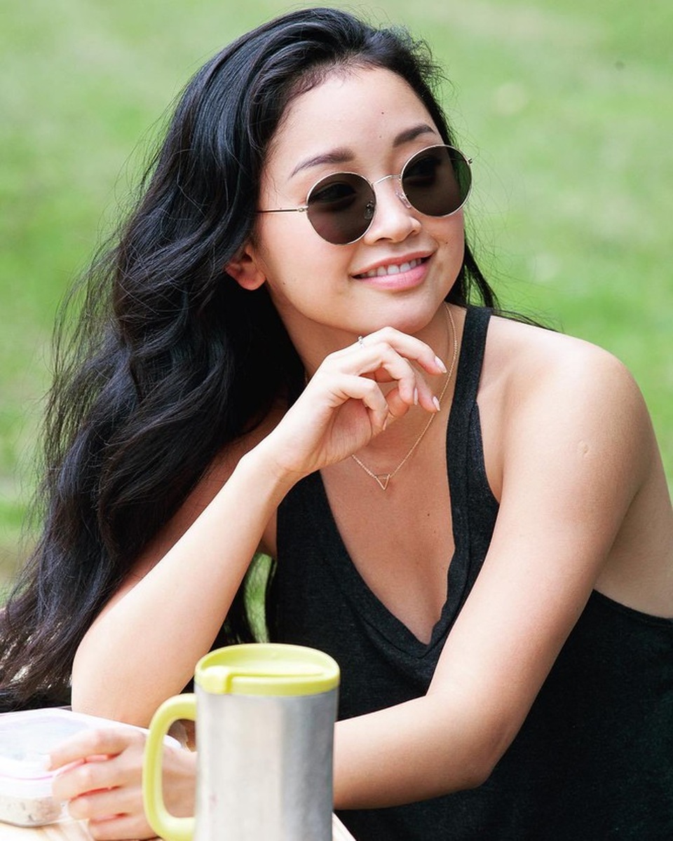 Lana Condor: Từ cô gái mồ côi ở Cần Thơ tới ngôi sao trẻ của Hollywood - 12 Lana Condor: Từ cô gái mồ côi ở Cần Thơ tới ngôi sao trẻ của Hollywood - 12