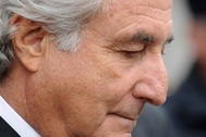 Siêu lừa Madoff chính thức lĩnh án 150 năm tù giam 