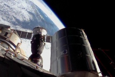 Nga phát hiện lỗ thủng trên ISS là cố ý